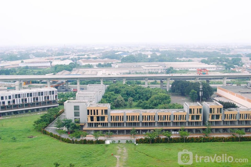 Comfort 1BR Vasanta Innopark Apartment By Travelio Apartment in West Java