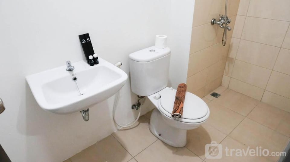 Comfy Studio at Tamansari Prospero By Travelio Apartment in East Java