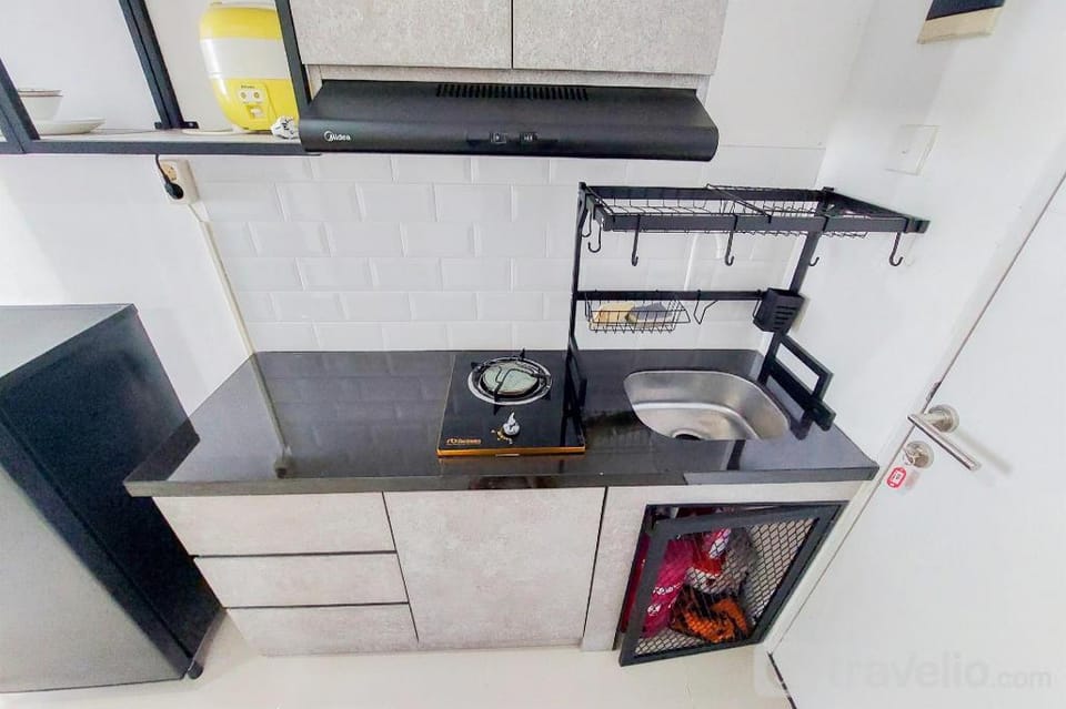 Luxury Studio at Urbantown Serpong By Travelio Apartment in Jakarta