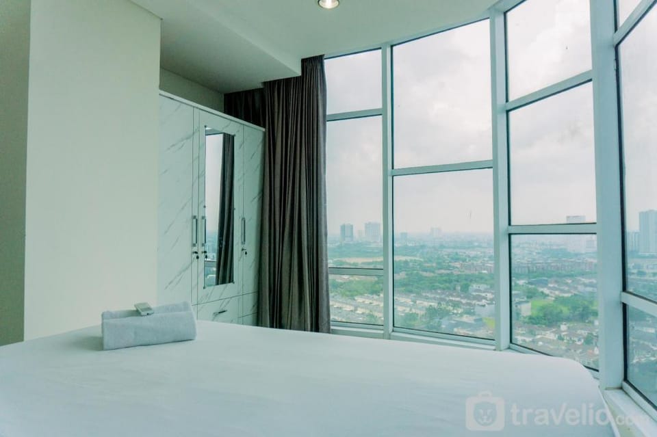 Well Designed 2BR Brooklyn Alam Sutera By Travelio Apartment in West Java