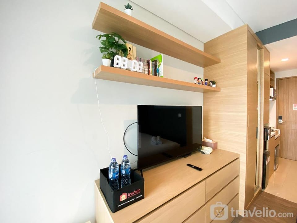 Simply Warm Studio Tamansari Iswara By Travelio Apartment in West Java