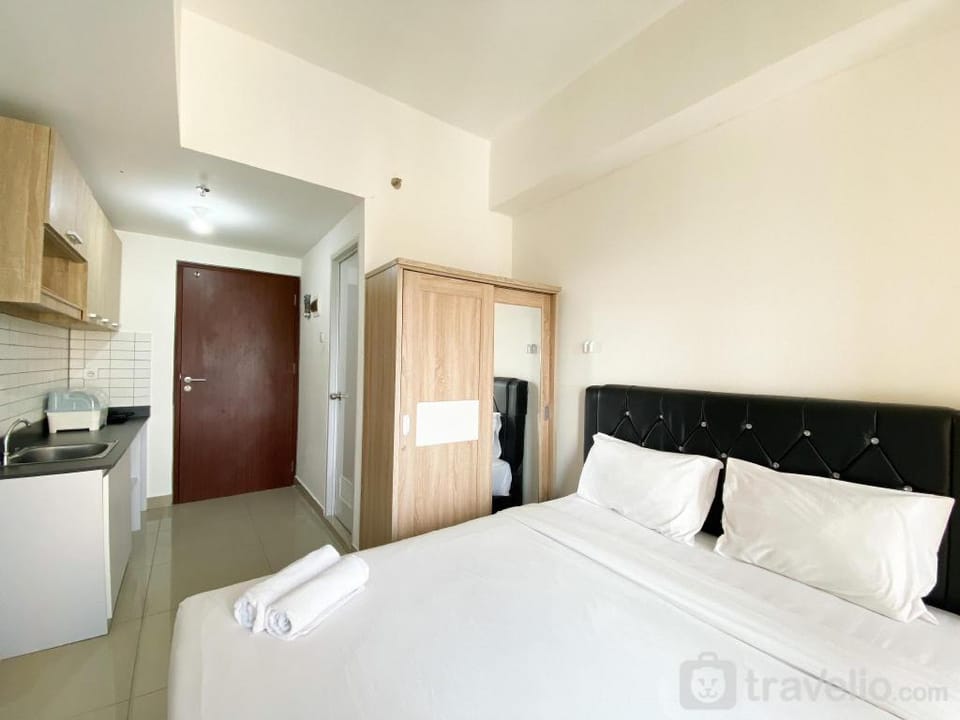 Compact & Comfort Studio Sayana Bekasi By Travelio Apartment in West Java