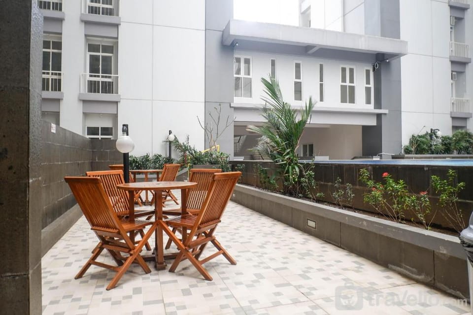 Best Cozy Living 2BR at Bale Hinggil By Travelio Apartment in Surabaya