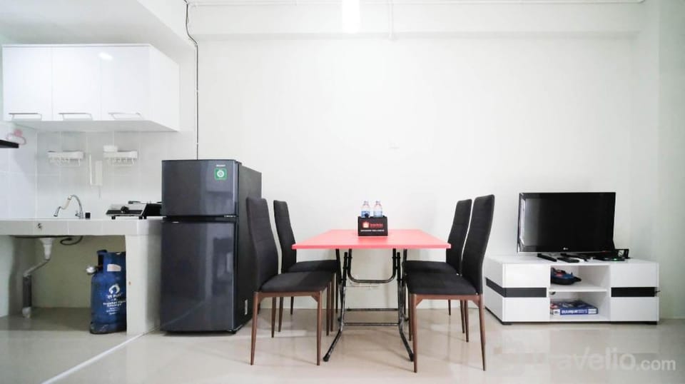 Best Location Comfy 2BR Bale Hinggil By Travelio Apartment in Surabaya