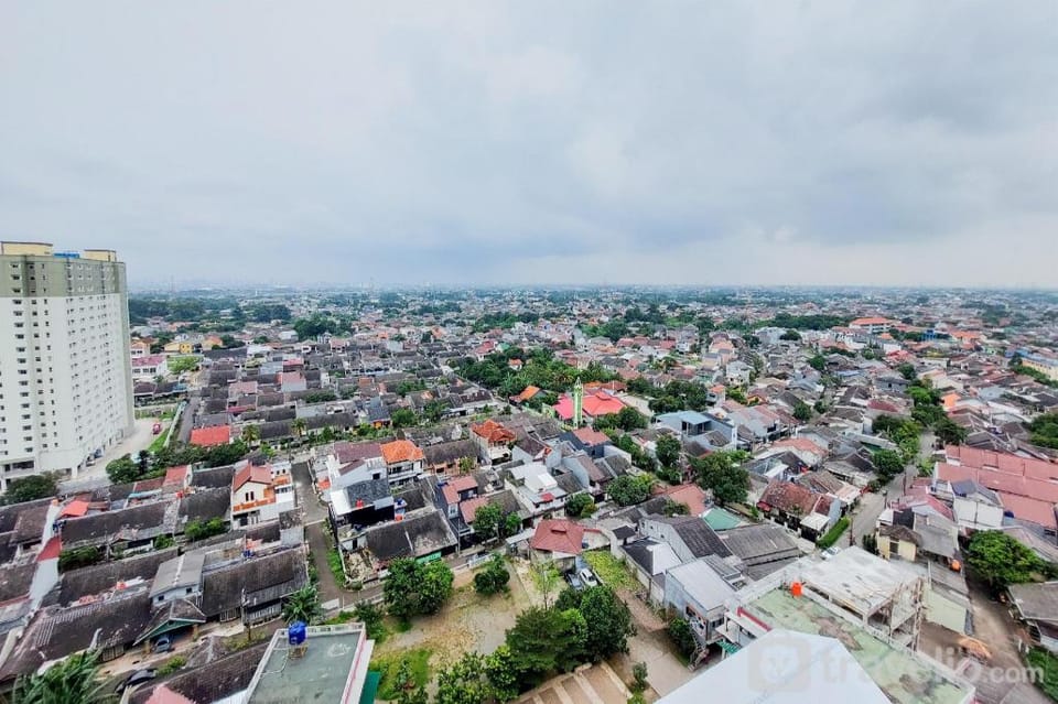 Studio (No Kitchen) Urbantown Serpong By Travelio Apartment in Jakarta