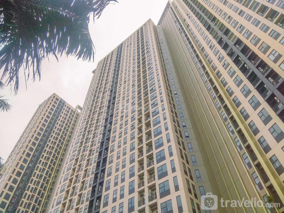Cozy Stay Studio at Transpark Cibubur By Travelio Apartment in West Java