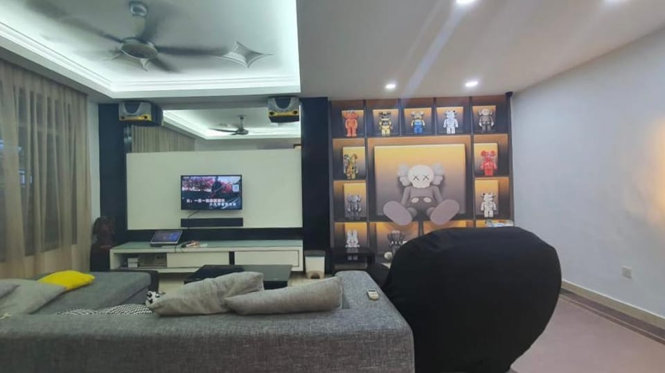 Homestay Skudai @WIFI 4BR 12pax Vacation rental in Johor Bahru