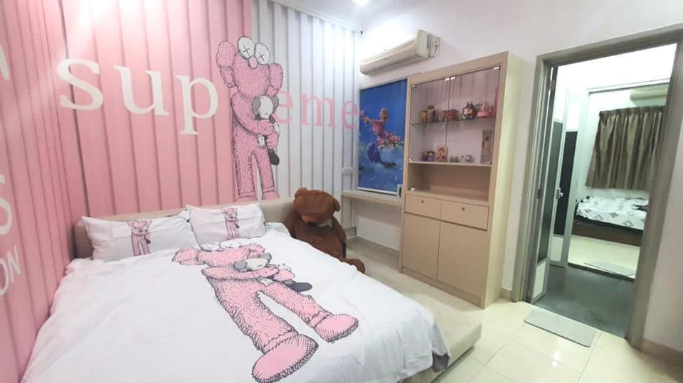 Homestay Skudai @WIFI 4BR 12pax Vacation rental in Johor Bahru