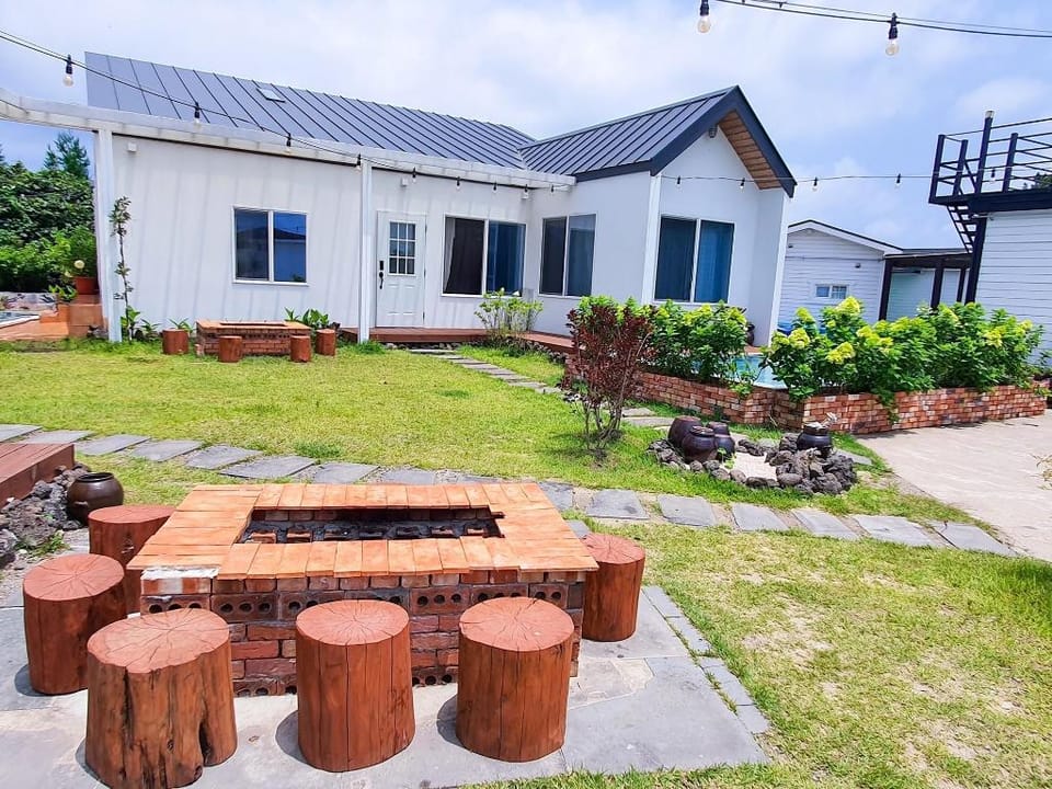 Jeju Dalrowa Bed and Breakfast in South Korea