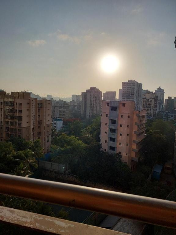 Lovely cosy room with your own bathroom  Apartment in Mumbai