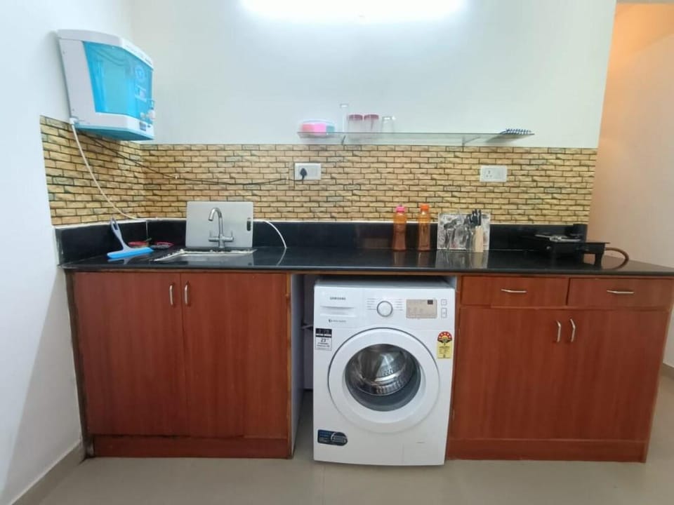 One BHK7 Goa Candolim Homestay AC WM WiFi Back Up Apartment in Candolim