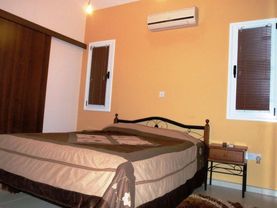 top View Villa P Pool- Not Overlooked - Panoramic Views -free Wi-fi-uk Tv Villa in Pissouri