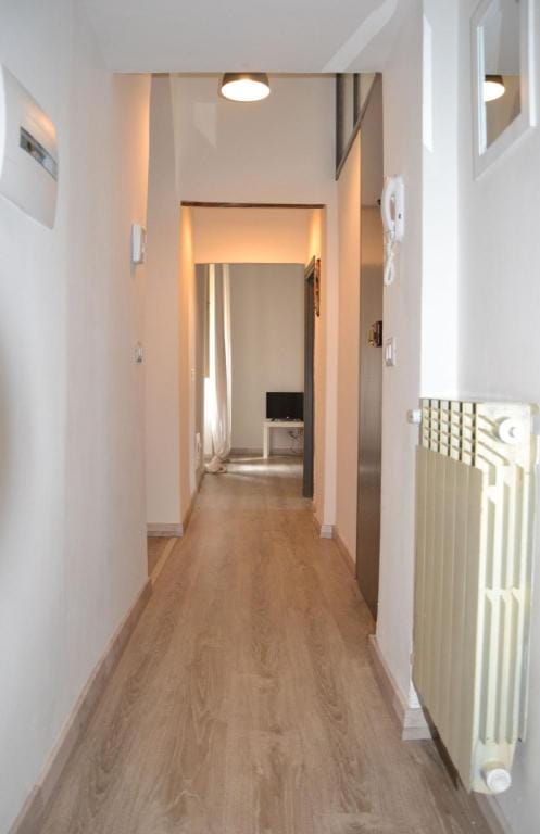 central apartment, just steps from the Duomo and the Teatro, with balcony Apartment in Orvieto