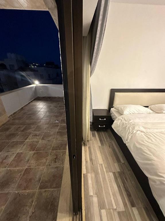 Aboun Rooftop 2bedroom Khsh Apartment in Africa