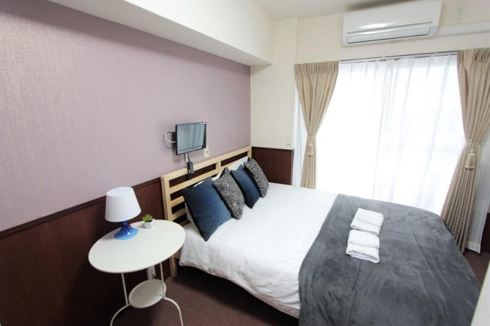 HIFUMI #1004★5m to Umeda,  Value, double Bed! Apartment in Osaka