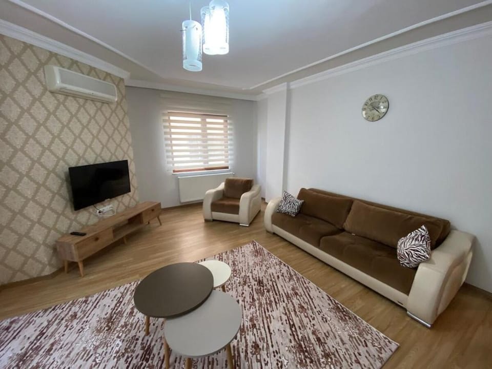 Moon's Home Apartment in Turkey