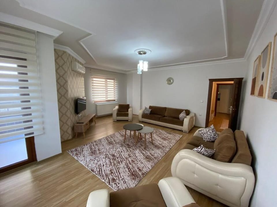 Moon's Home Apartment in Turkey