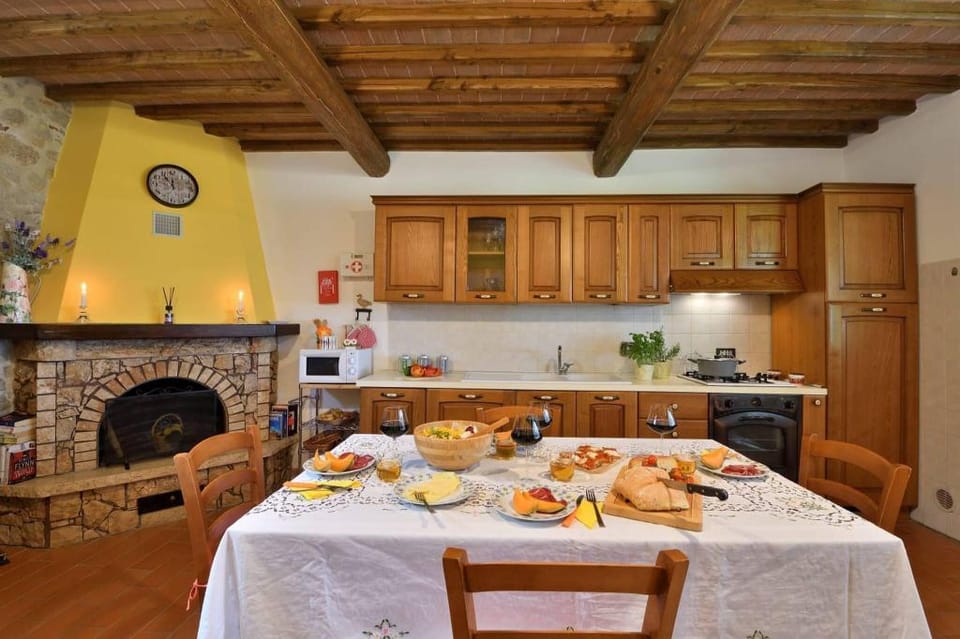 villa frantusina beautiful view Villa in Tuscany