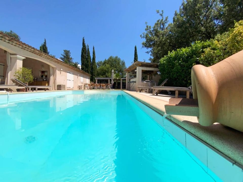 Villa 250m Climatisee Piscine Chauffee Fitness Apartment in French Riviera