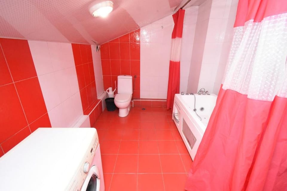 City center villa with pool Villa in Yerevan