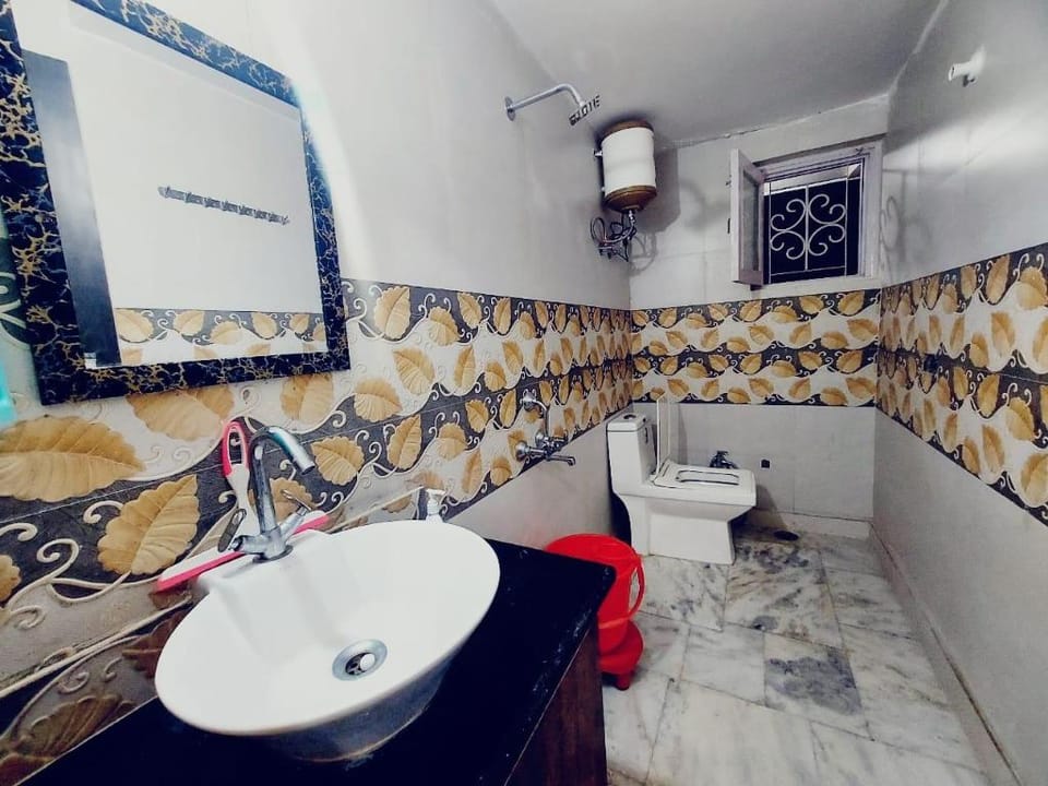 Sunrise Home Stay Apartment in Uttarakhand