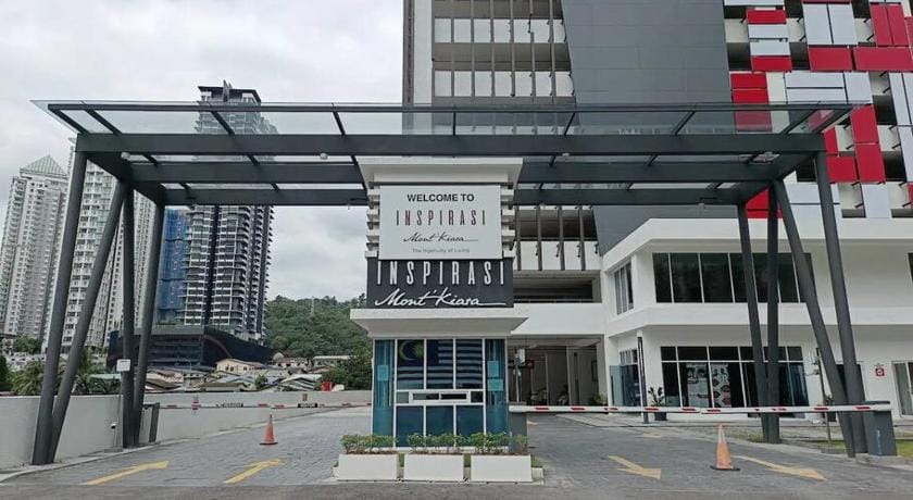 Mont Kiara 3 Room Balcony Free WIFI & Car Park Apartment in Petaling Jaya
