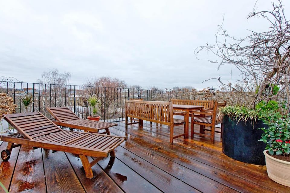 Four Bed Duplex Roof Terrace Apartment in City of Westminster