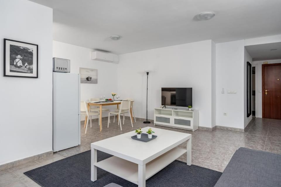 Central flat with pool in Fuengirola by Costarentals - Ref 171 Apartment in Fuengirola