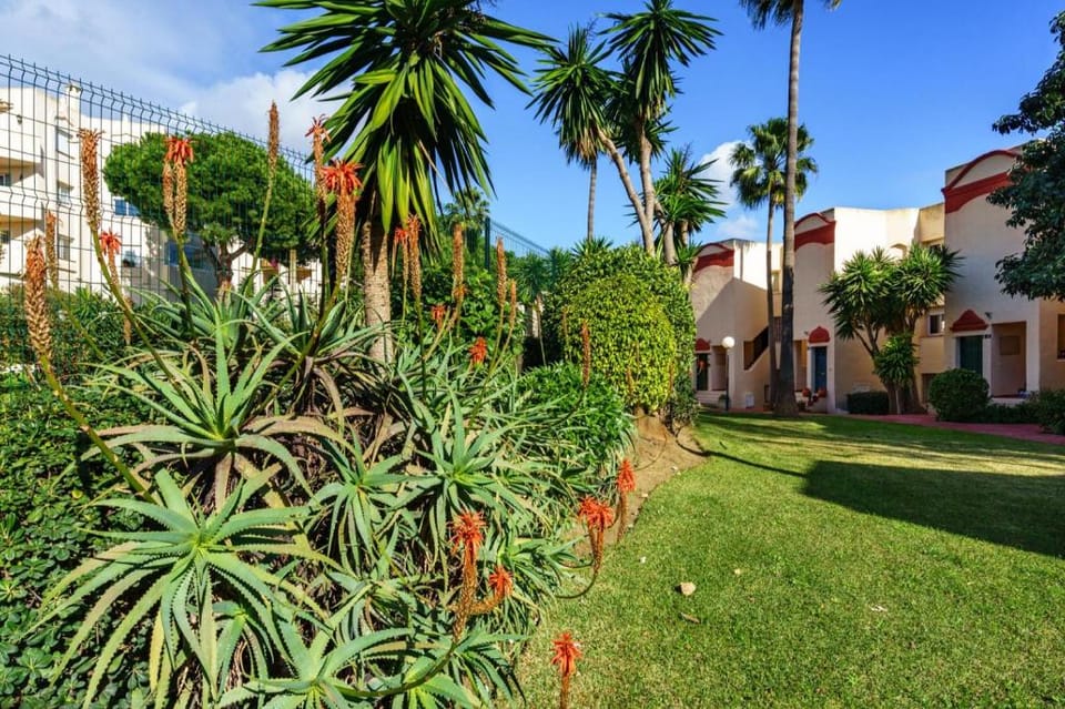 Club Caronte flat in Riviera del Sol by Costarentals - Ref 133 Apartment in Sitio de Calahonda