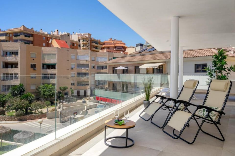 Blue Wave apartment in Torreblanca by Costarentals - Ref 174 Apartment in Fuengirola