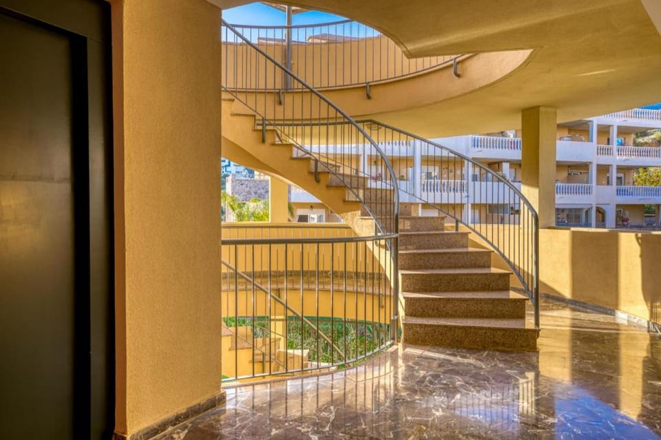 Don Juan apartment with pool in Carvajal by Costarentals - Ref 98 Apartment in Fuengirola