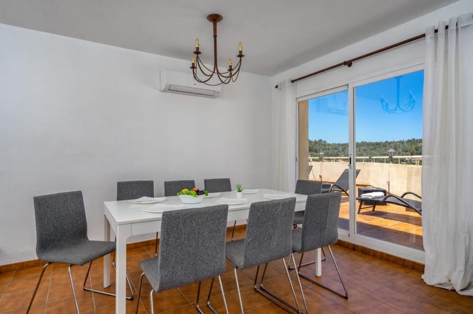Spacious penthouse with Jacuzzi Ref 12 Apartment in Fuengirola