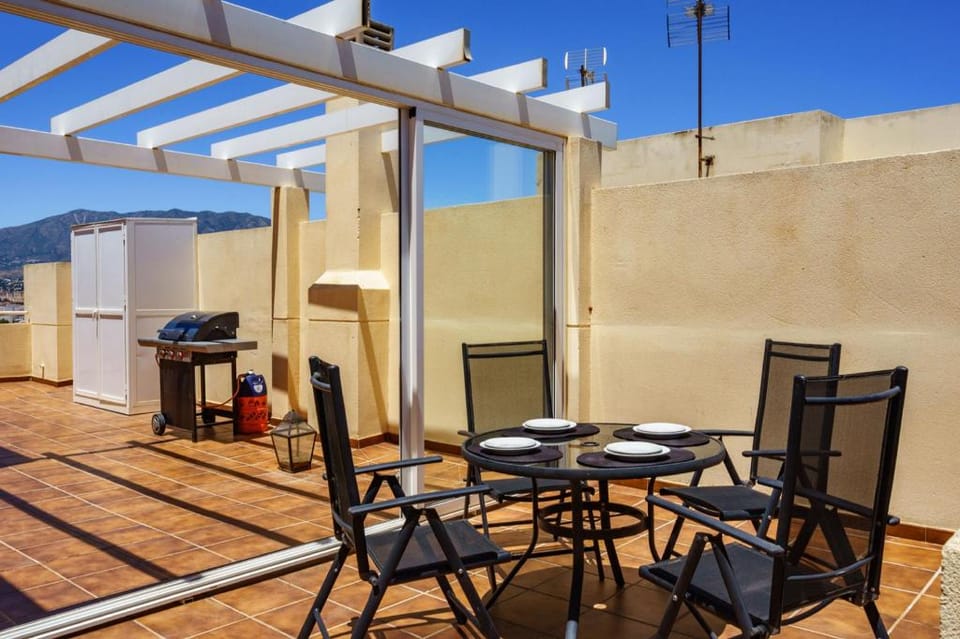 Spacious penthouse with Jacuzzi Ref 12 Apartment in Fuengirola