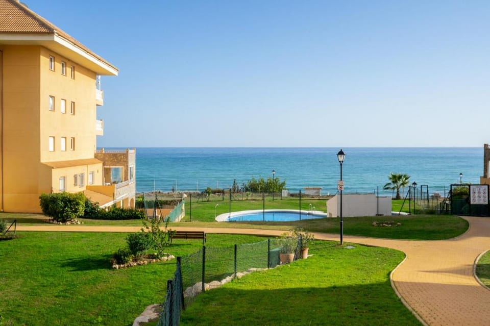 Seaview flat in Fuengirola Ref 67 Apartment in Fuengirola