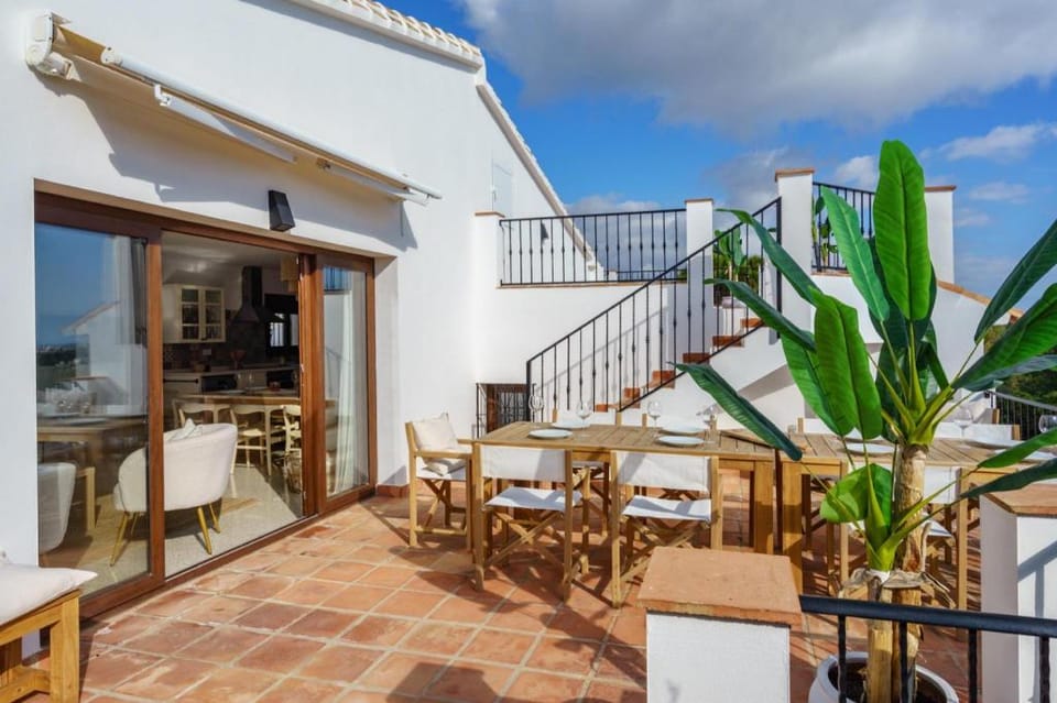 Luxurious villa with pool in La Cala Ref 53 Apartment in Costa del Sol
