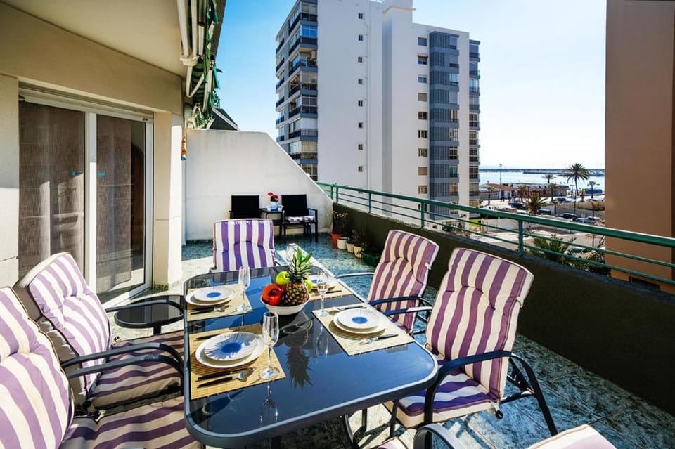 Rooftop pool in Fuengirola Marina Ref 32 Apartment in Fuengirola
