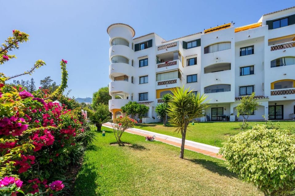 Cosy Gem in Pueblo El Jardin by Costarentals - Ref 136 Apartment in Benalmadena