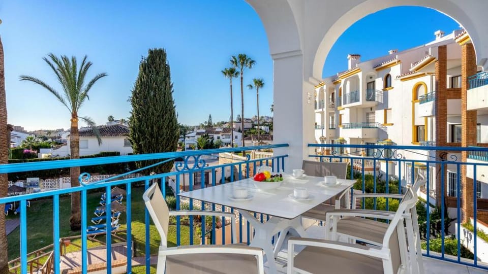 Saturno modern flat with pool Ref 146 Apartment in Costa del Sol