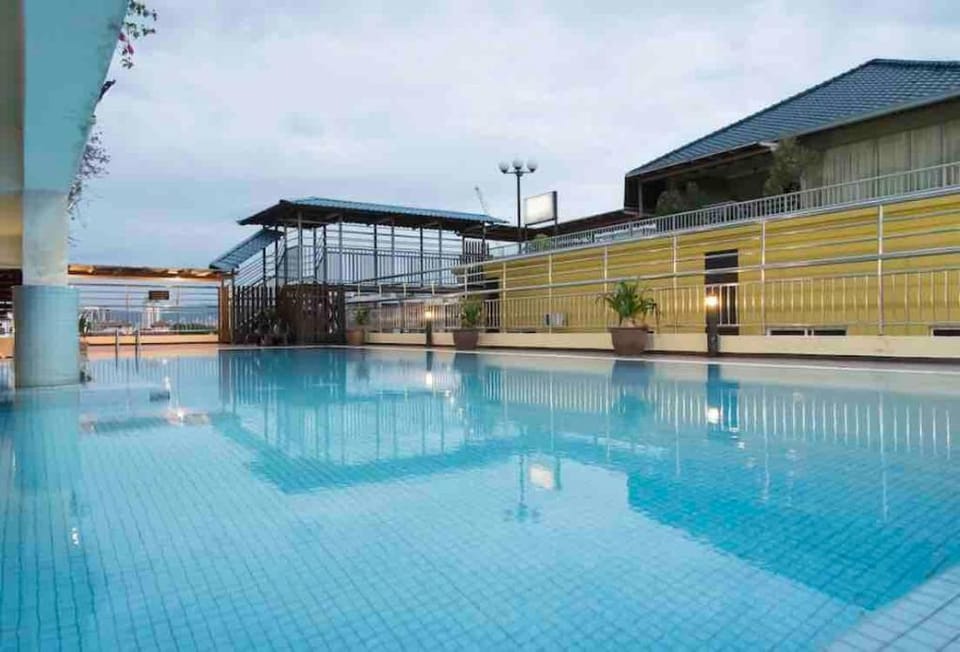 KL City View Chic 1BR with WiFi & Netflix Apartment in Federal Territory of Kuala Lumpur