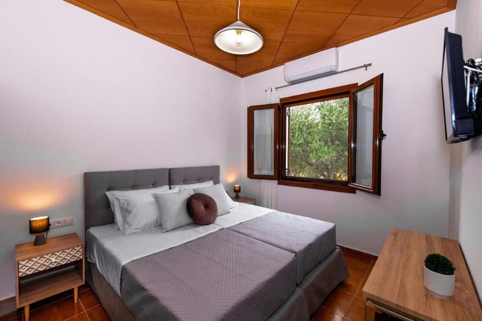 Villa Avra - With Private Pool Apartment in Crete