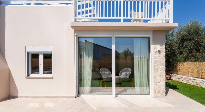 Villa Excesio - With Private Pool Apartment in Crete