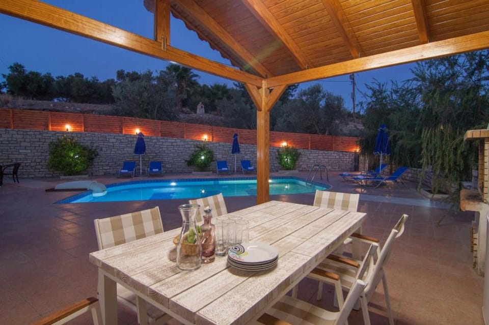 Blue Villa 1 - With Private Pool Apartment in Crete