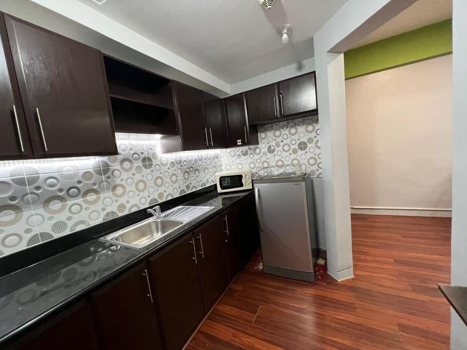 Modern 1BR Condo Across NAIA 3 | Next to Marriott Vacation rental in Pasay