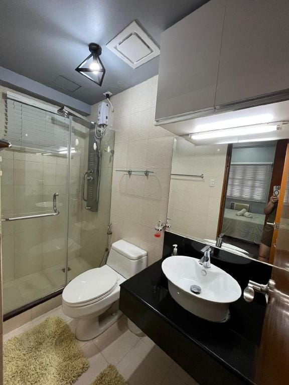 Modern 1BR Condo Across NAIA 3 | Next to Marriott Vacation rental in Pasay