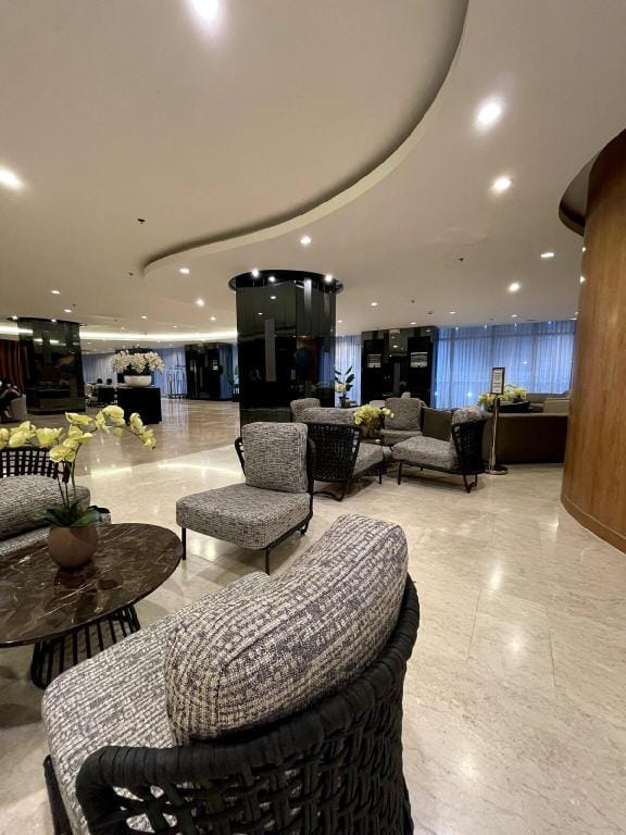 Staycation near Mall of Asia, Condotel KING Bed Apartment in Pasay