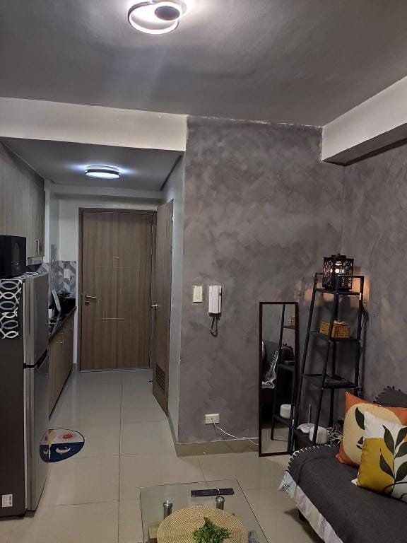 Staycation near Mall of Asia, Condotel KING Bed Apartment in Pasay