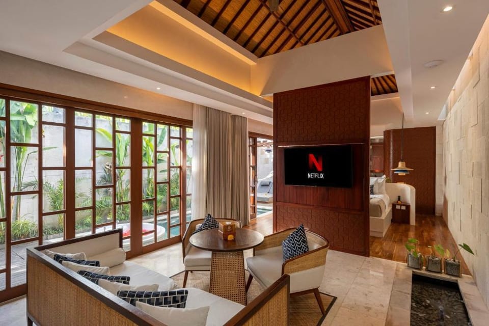 Royal Villa 1BR with Jacuzy  and Privat Pool #P18 Villa in Ubud