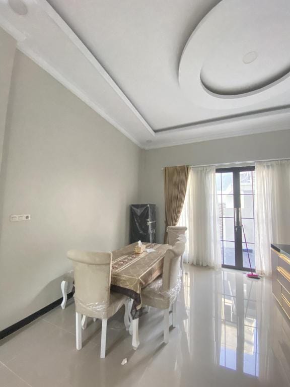 Villa Ranisa Puncak Villa in Cisarua