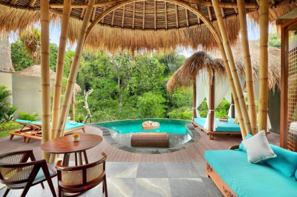 Romantic 1 BR W/ River and Private Pool #P21 Villa in Tampaksiring