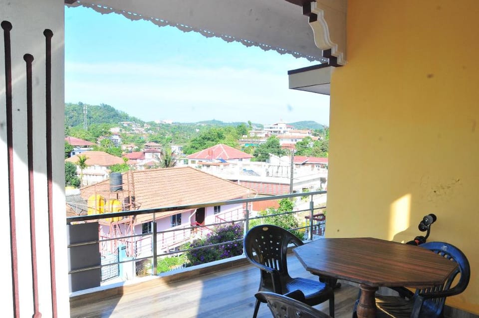 Aathithya Homestay Vacation rental in Madikeri